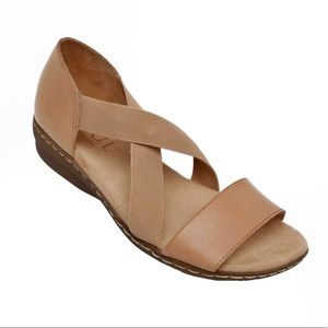 Soul Naturalizer Women’s Sandal Blume Stretchy Flat Slip-on Gingersnap S…